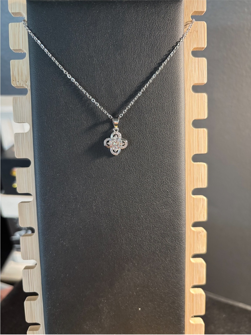 Sterling Silver White Moissanite Clover Pendant Necklace - Women Jewelry